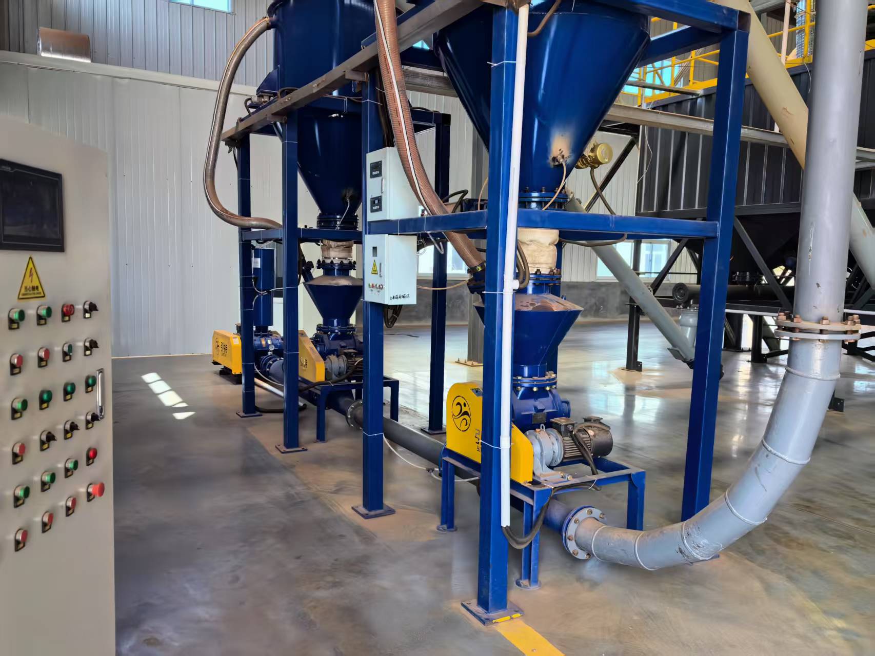 ການຖ່າຍທອດ PNEUMATIC VS VSUMATIC CONSCEATION: ຄືກັນກັບຄວາມແຕກຕ່າງລະຫວ່າງທາງລົດໄຟຄວາມໄວສູງແລະລົດໄຟຂຽວ!